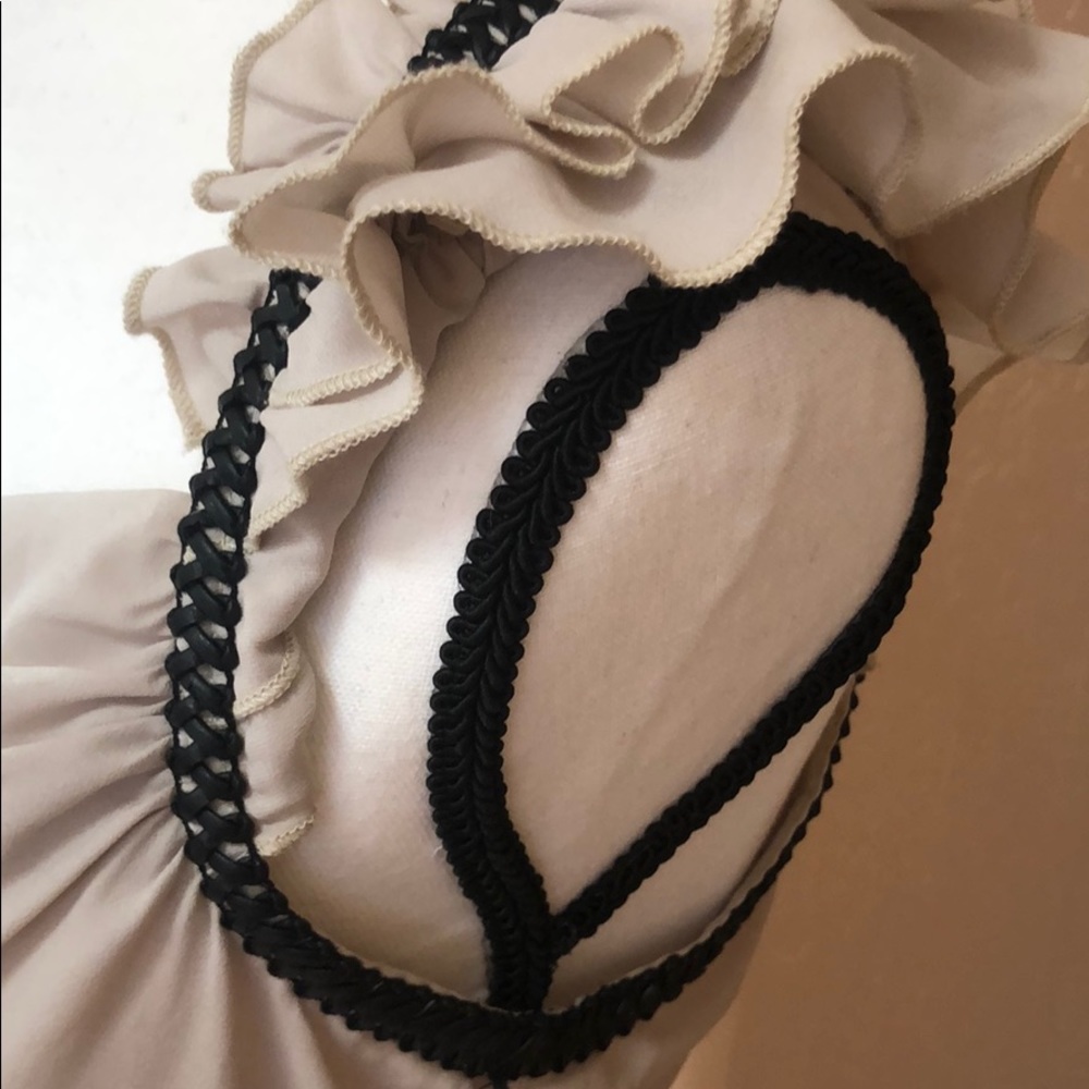 Dress - Picture 3 of 4